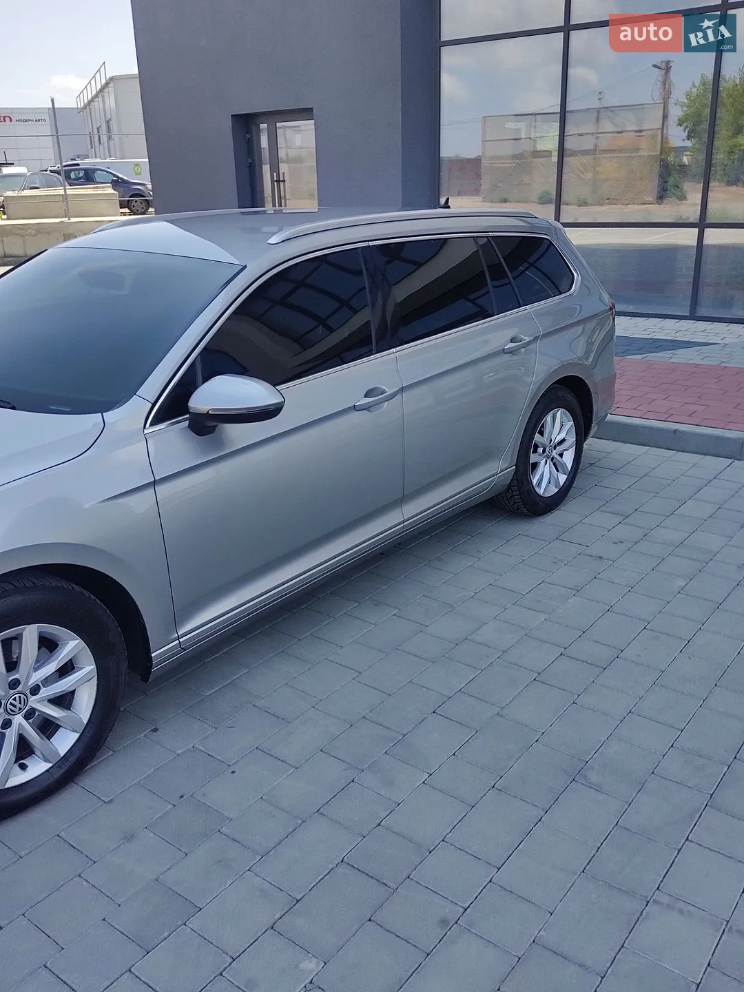 2016 Volkswagen Passat - мініатюра 9