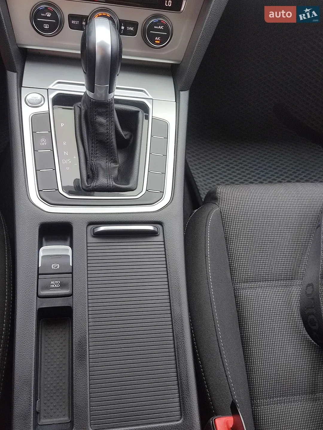 2016 Volkswagen Passat - мініатюра 26