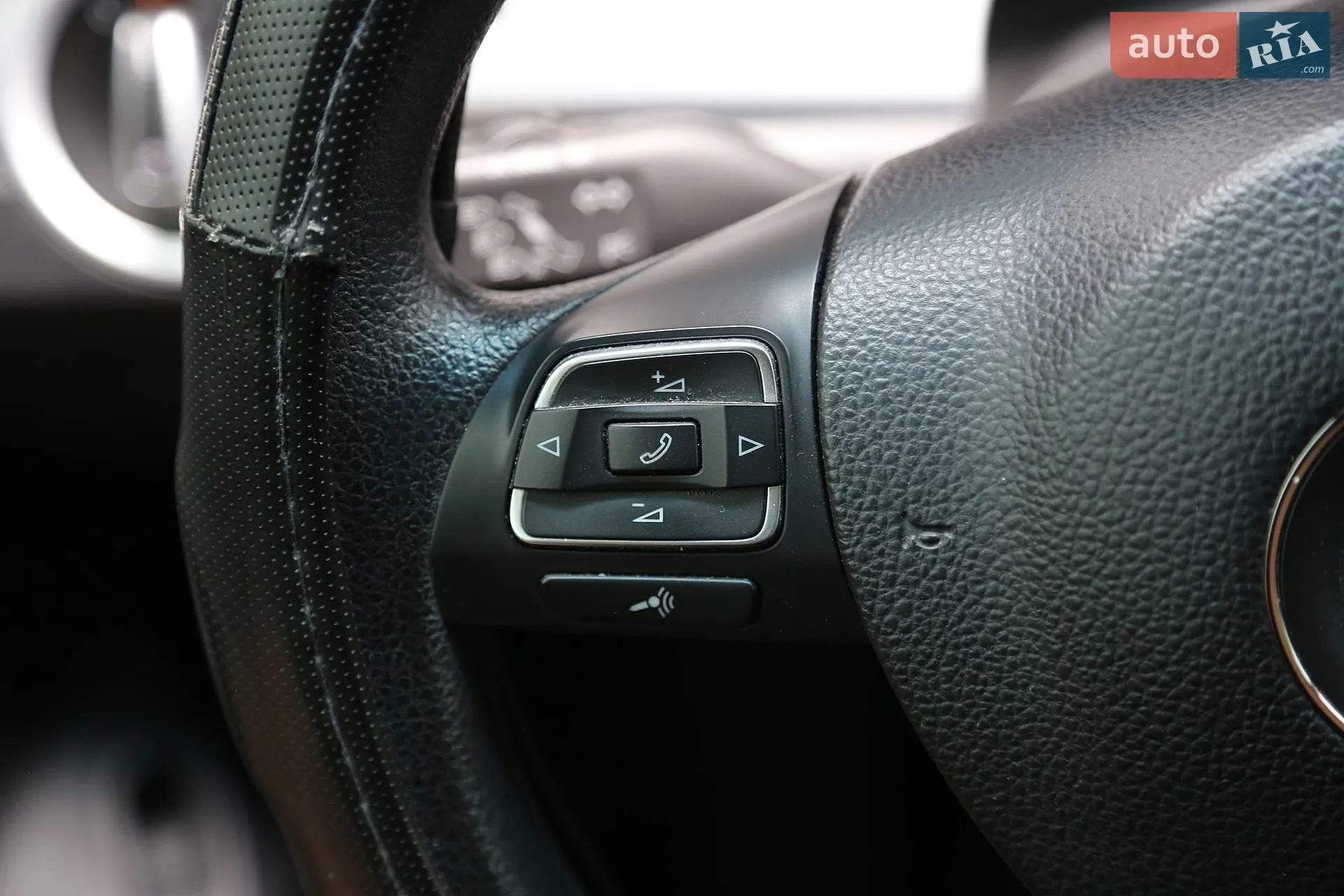 2013 Volkswagen Passat - мініатюра 21