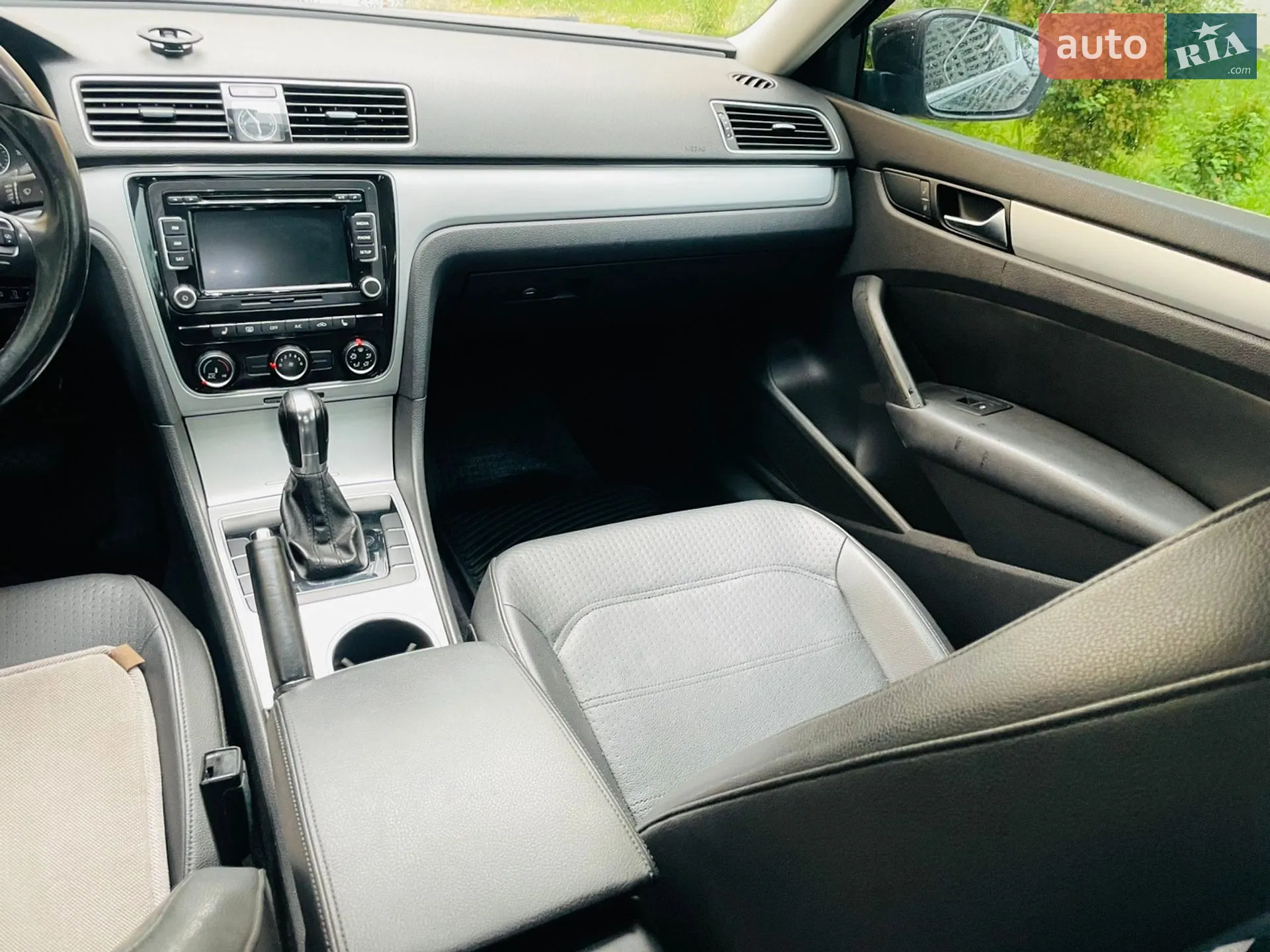 2012 Volkswagen Passat - мініатюра 16