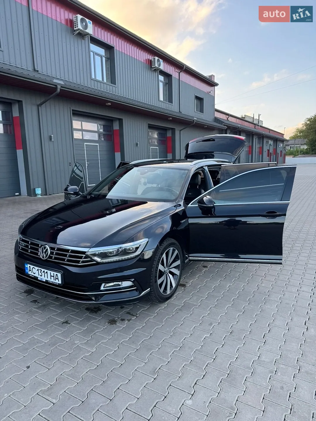 2018 Volkswagen Passat - мініатюра 11
