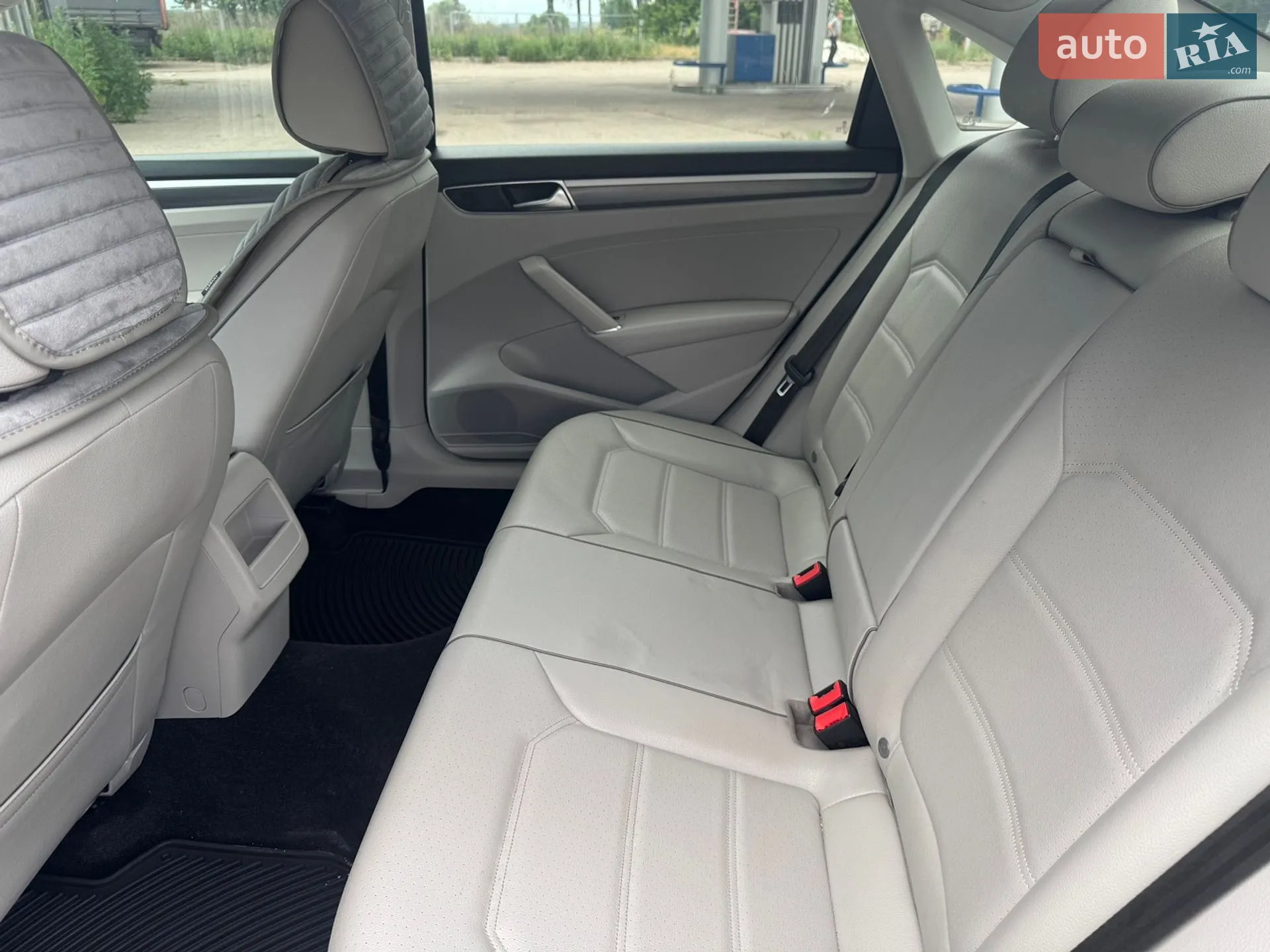 2017 Volkswagen Passat - мініатюра 24