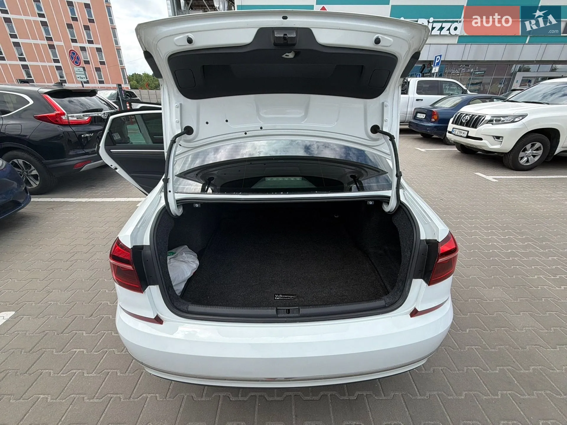 2018 Volkswagen Passat - мініатюра 14