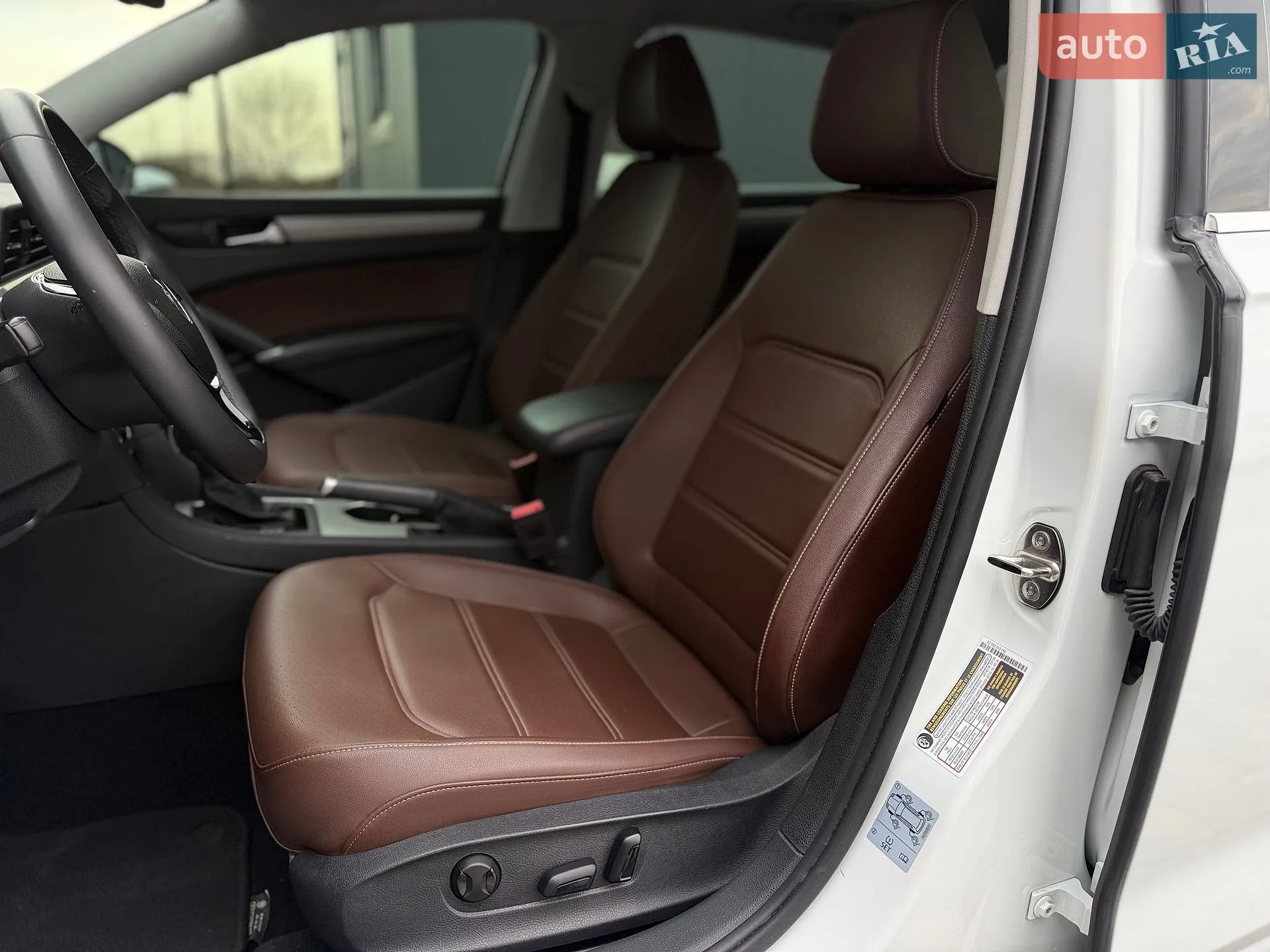 2021 Volkswagen Passat - мініатюра 30
