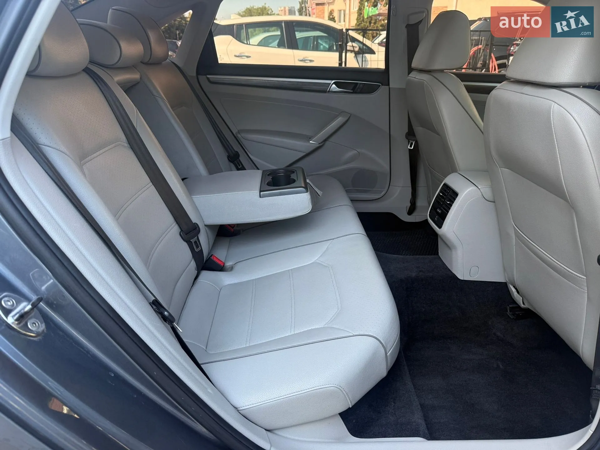 2017 Volkswagen Passat - мініатюра 36