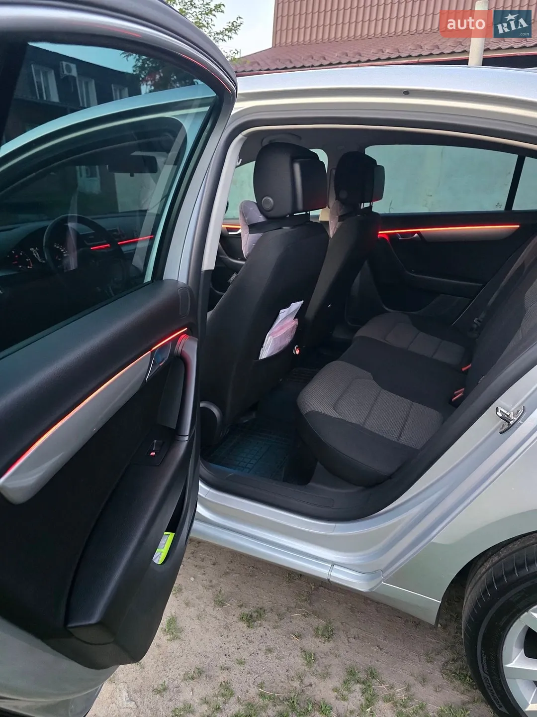 2012 Volkswagen Passat - мініатюра 3