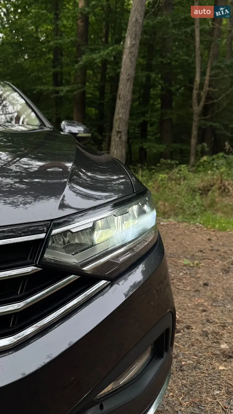 2019 Volkswagen Passat - мініатюра 8