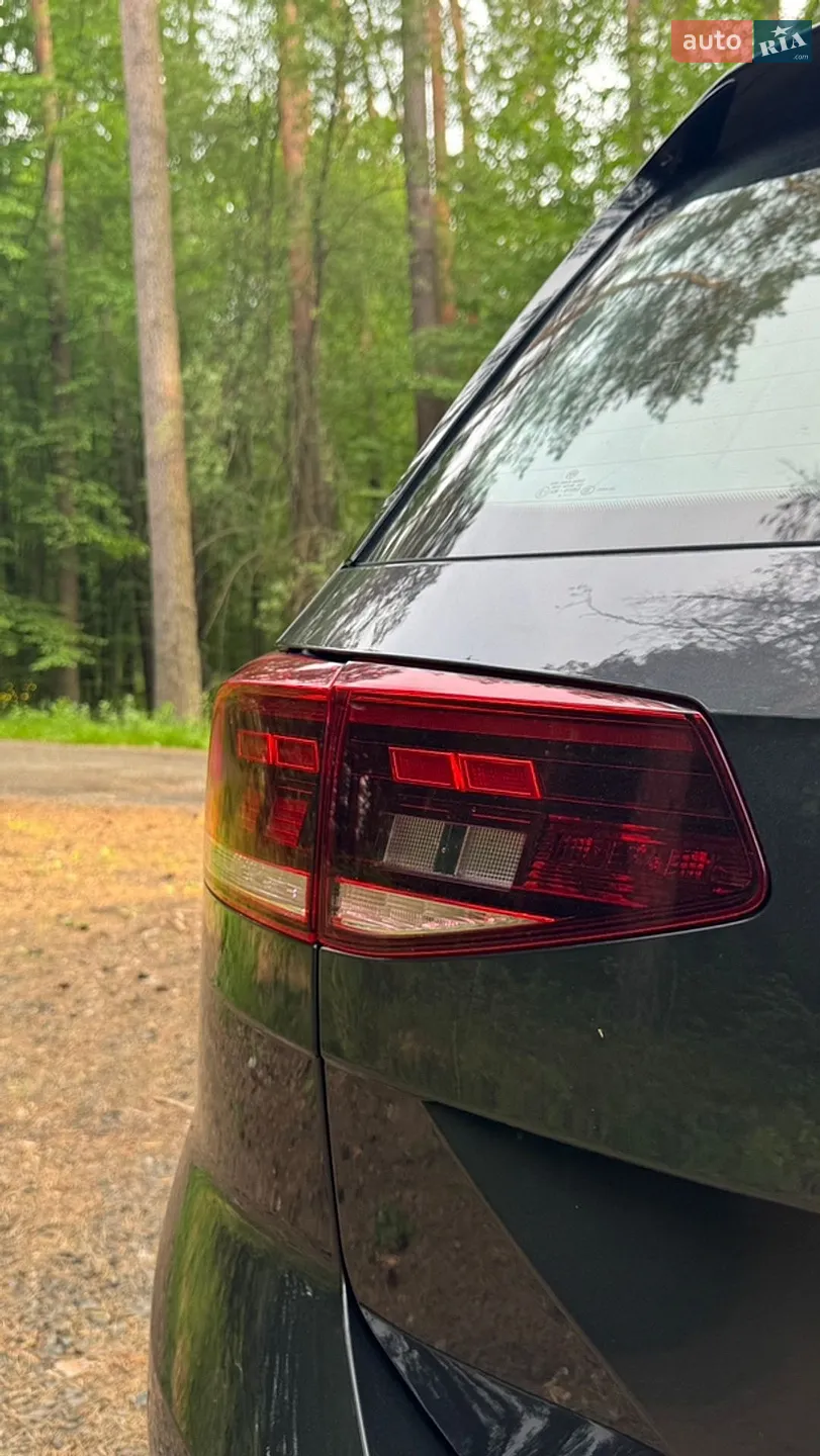 2019 Volkswagen Passat - мініатюра 21