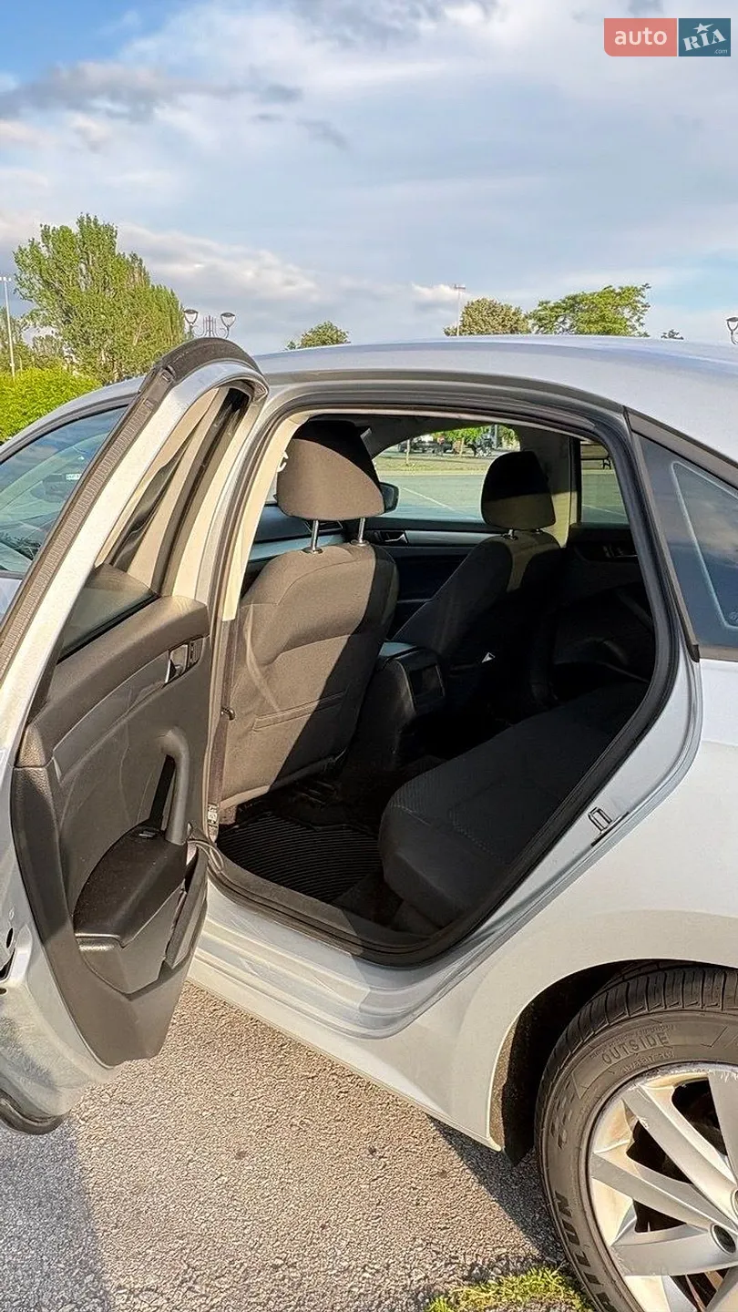 2013 Volkswagen Passat - мініатюра 6