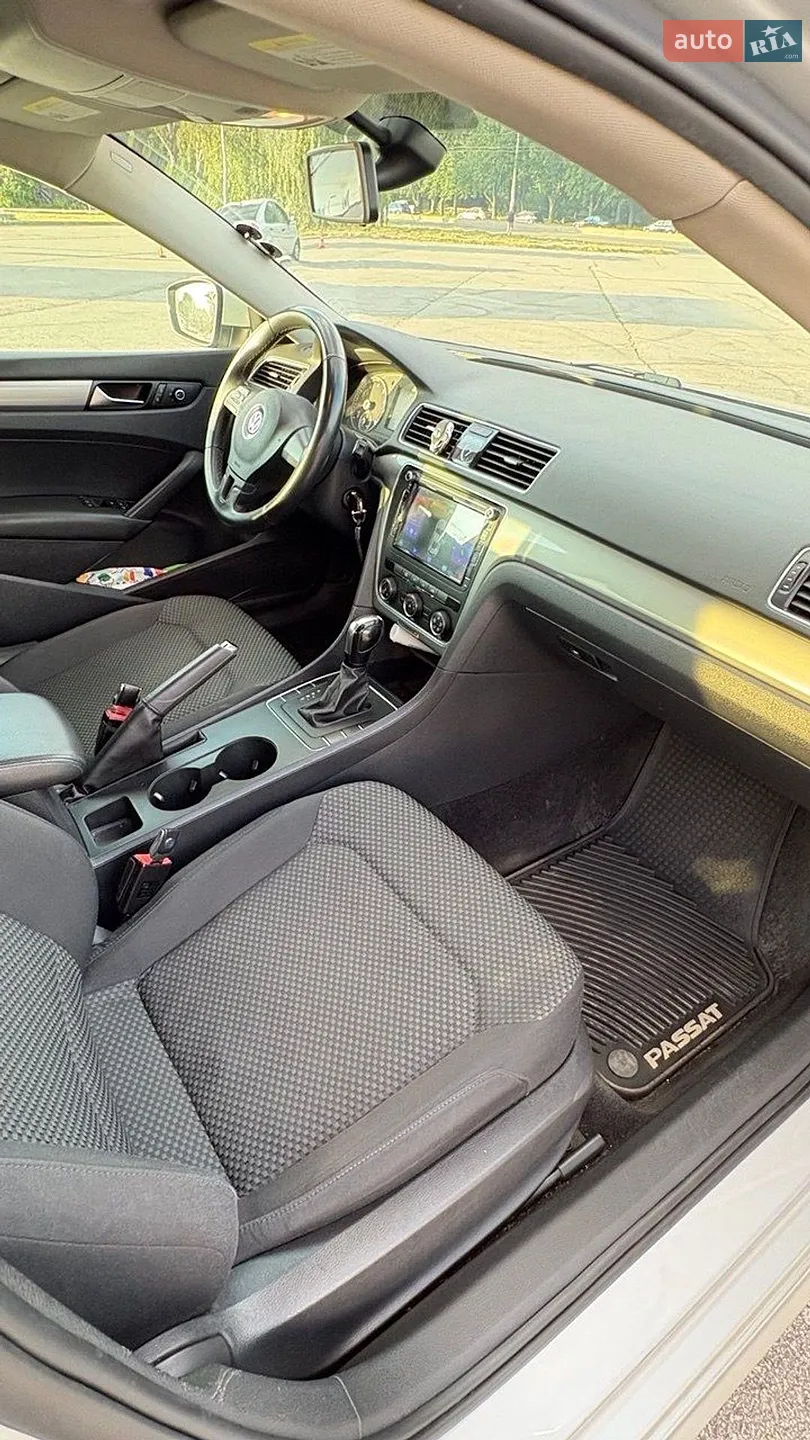 2013 Volkswagen Passat - мініатюра 31