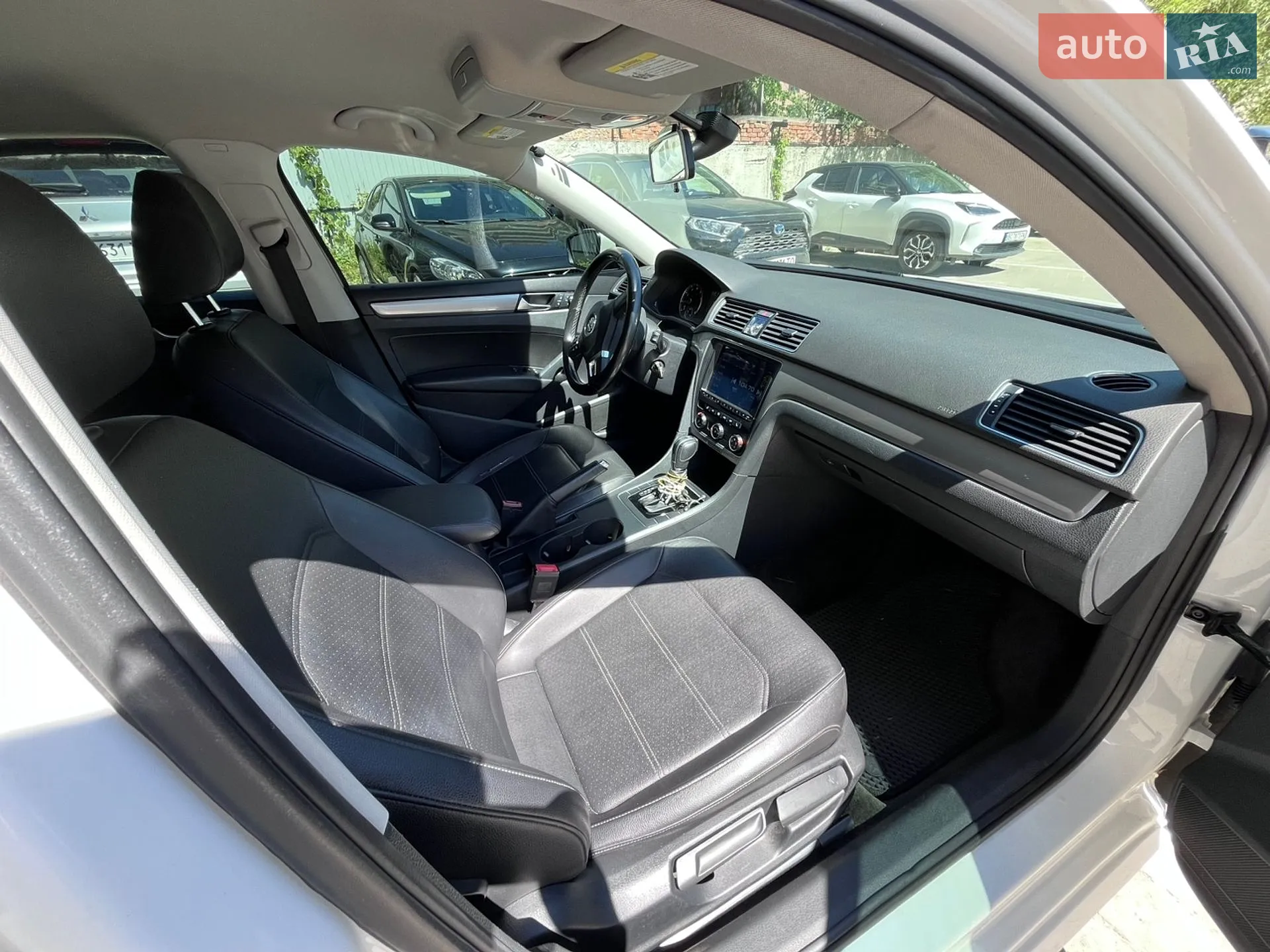 2014 Volkswagen Passat - мініатюра 9