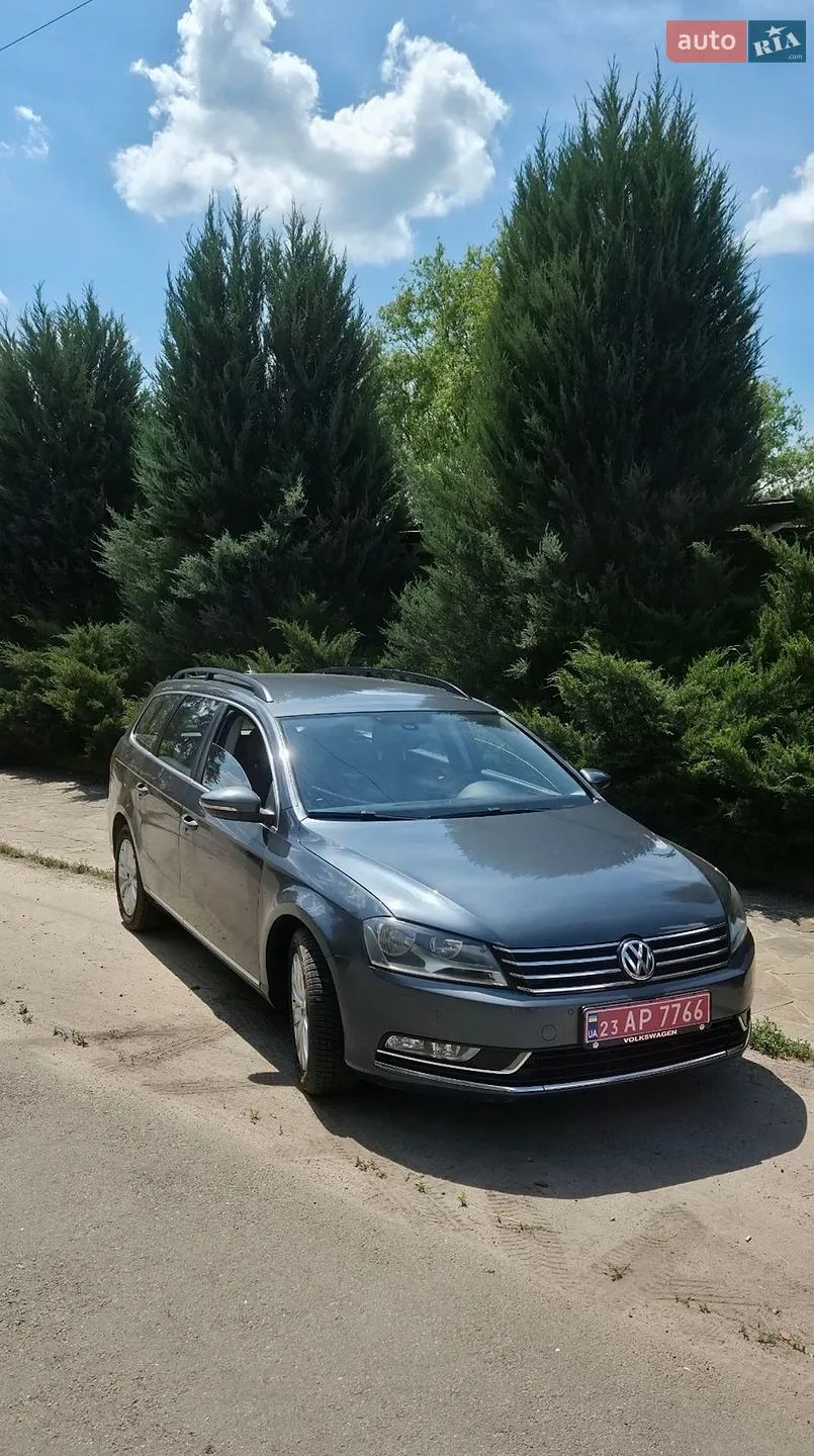 2011 Volkswagen Passat - мініатюра 3