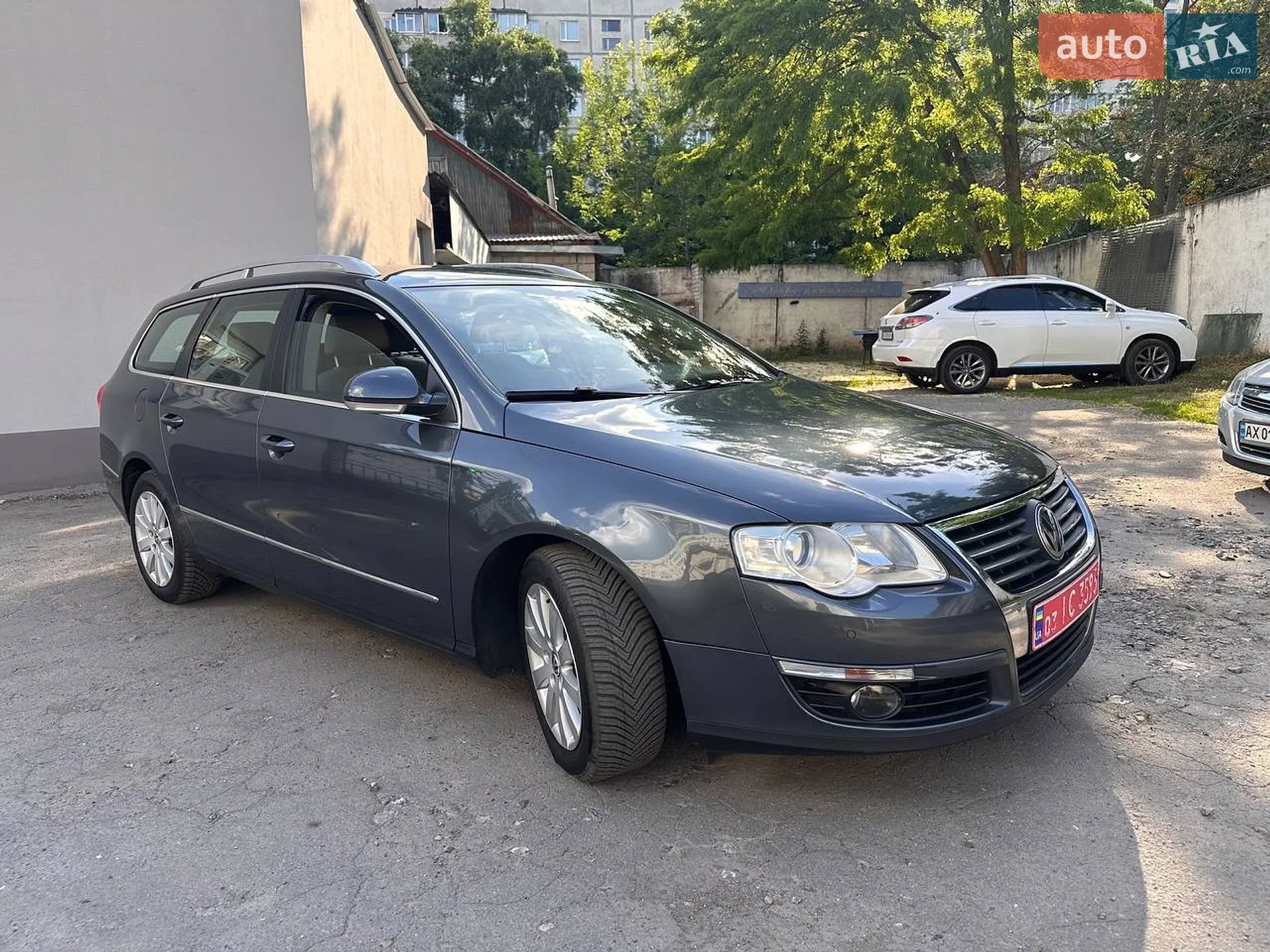 2010 Volkswagen Passat - мініатюра 4
