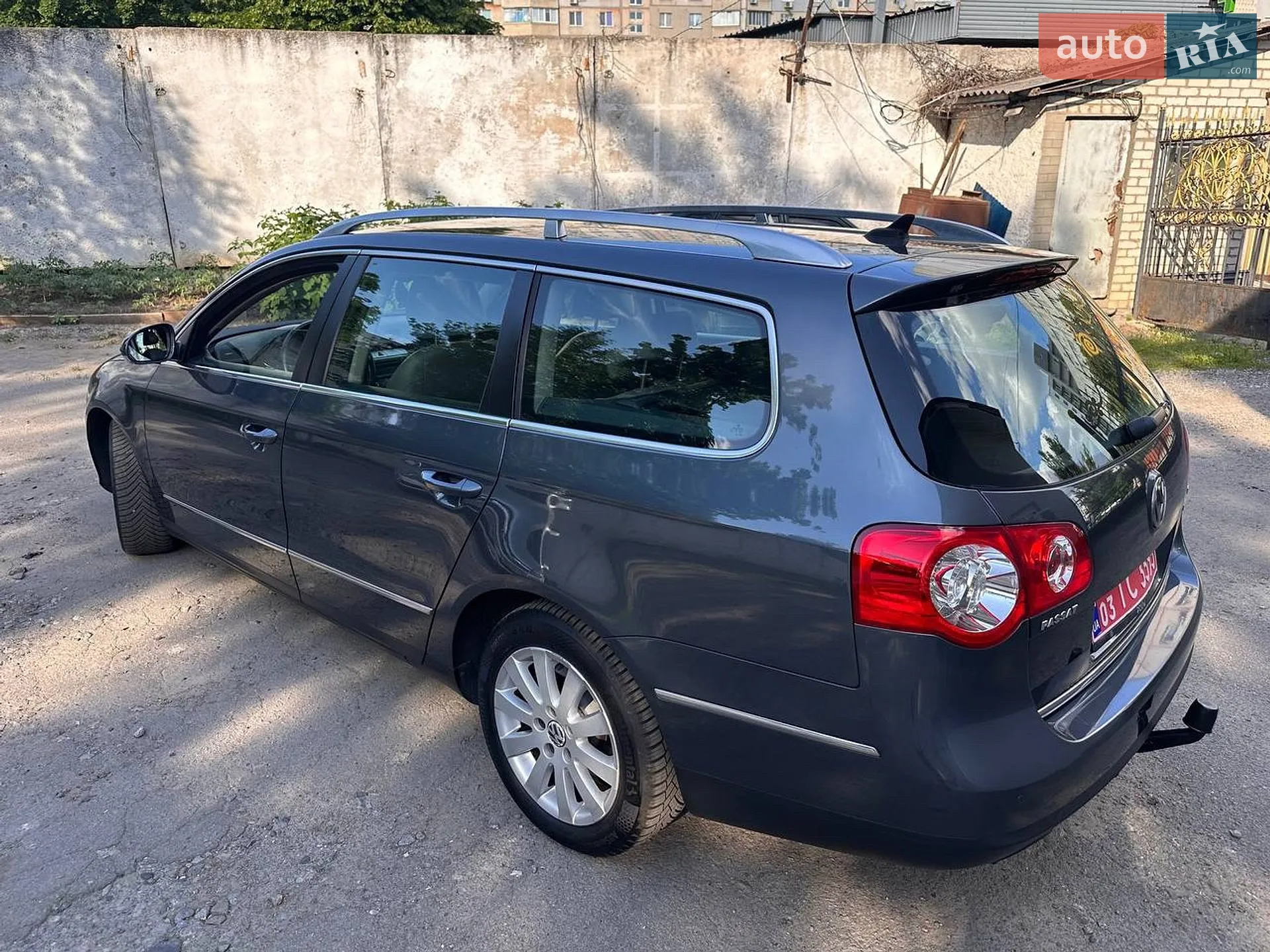 2010 Volkswagen Passat - мініатюра 13