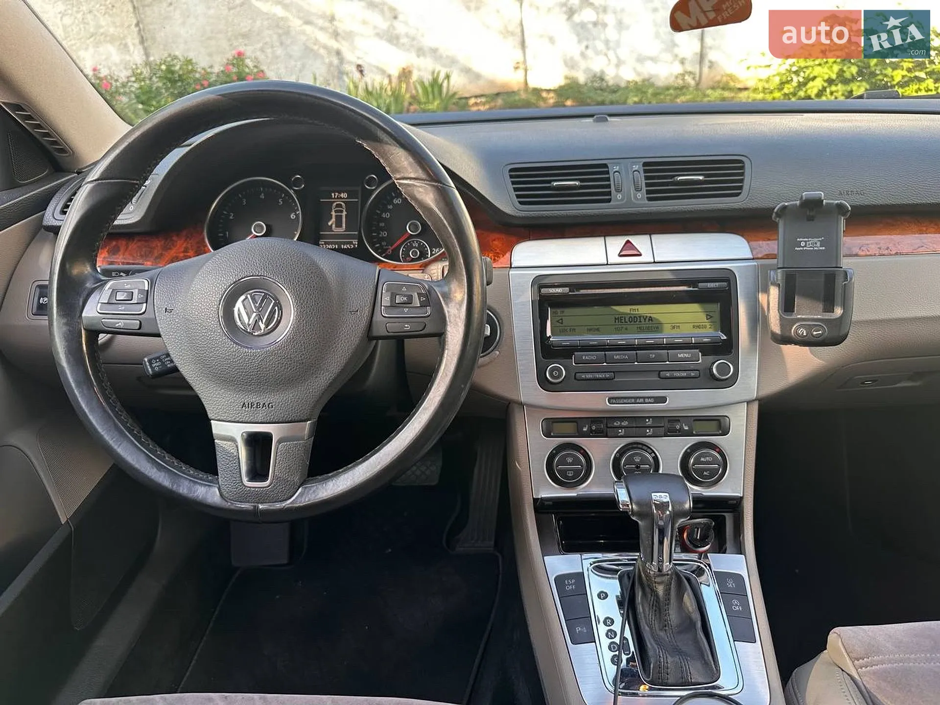 2010 Volkswagen Passat - мініатюра 21