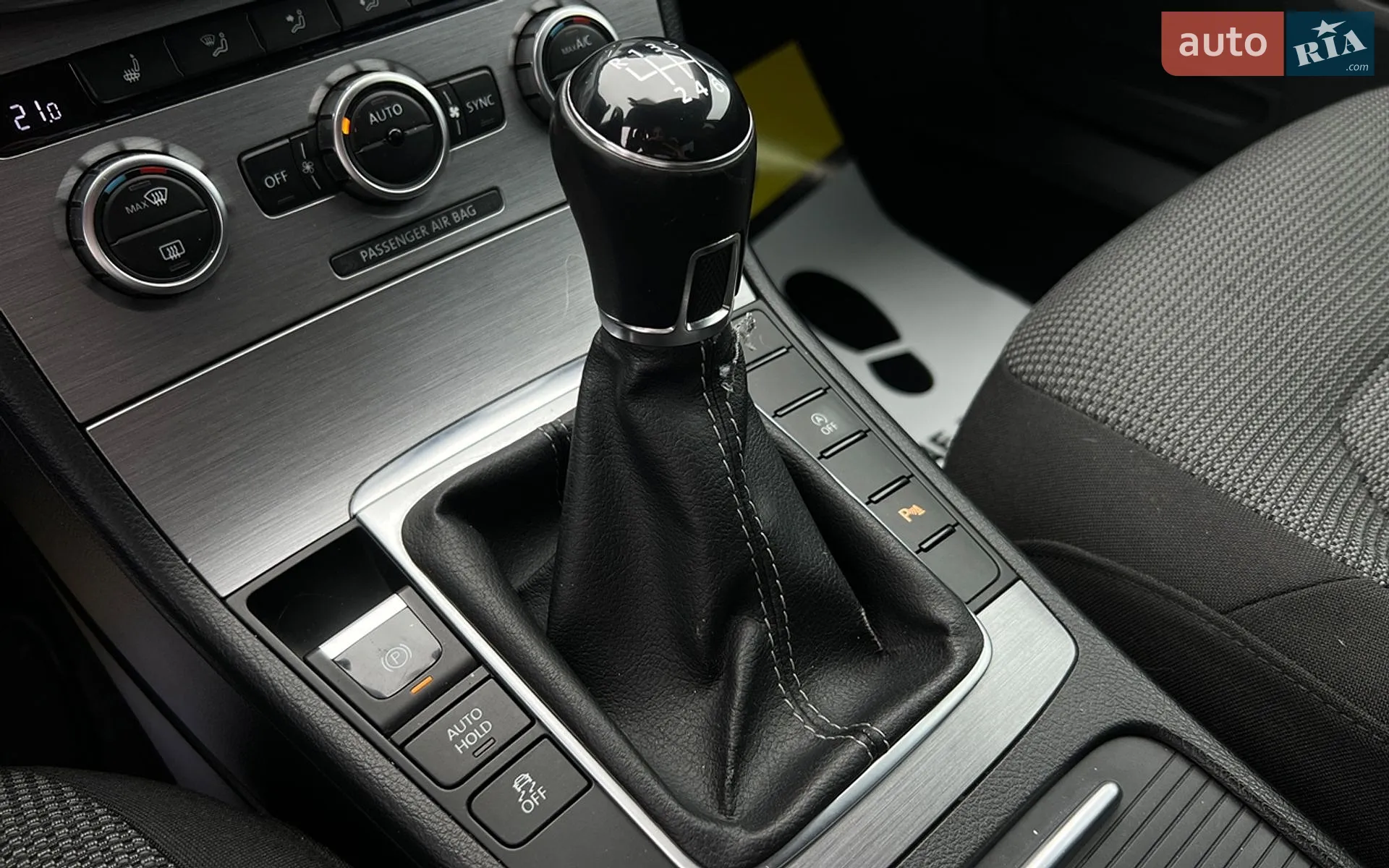 2014 Volkswagen Passat - мініатюра 15