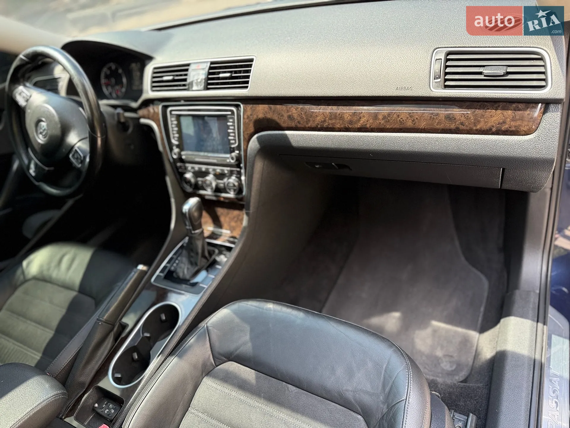 2014 Volkswagen Passat - мініатюра 276
