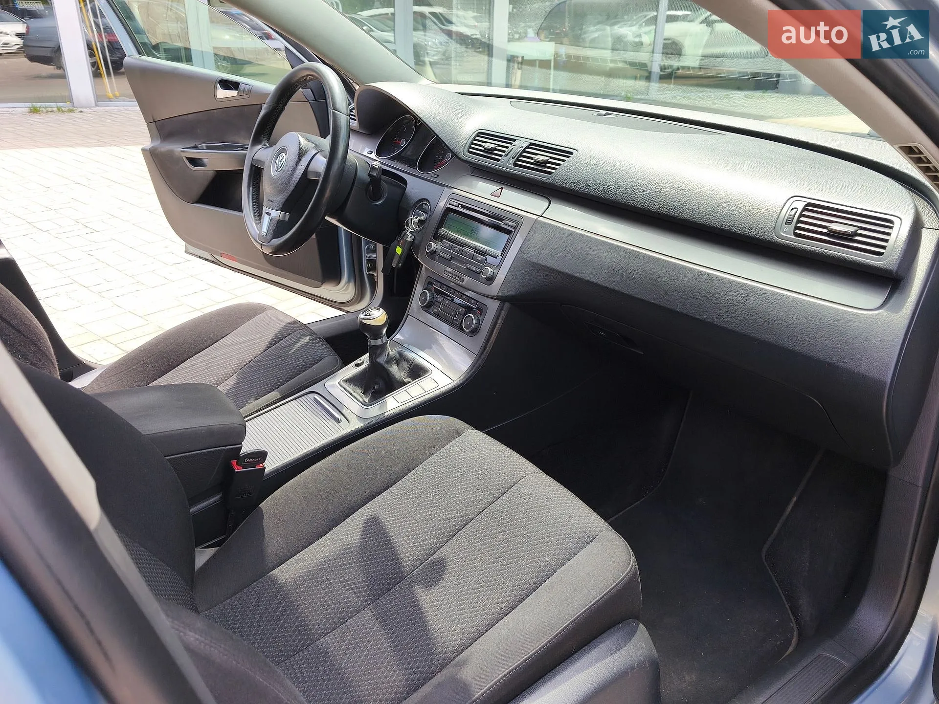 2010 Volkswagen Passat - мініатюра 14