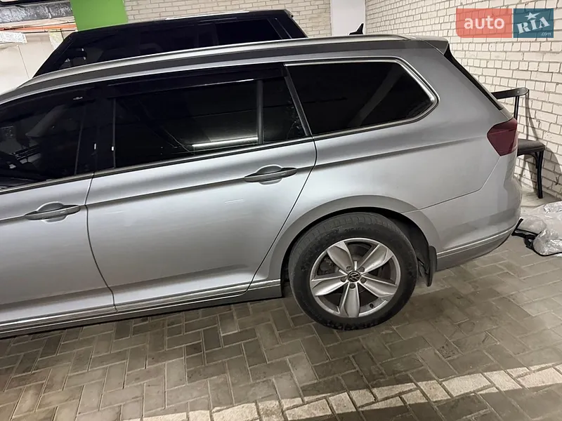 Volkswagen Passat 2021 VIN WVWZZZ3CZME136921 фото оголошення 22 з 59
