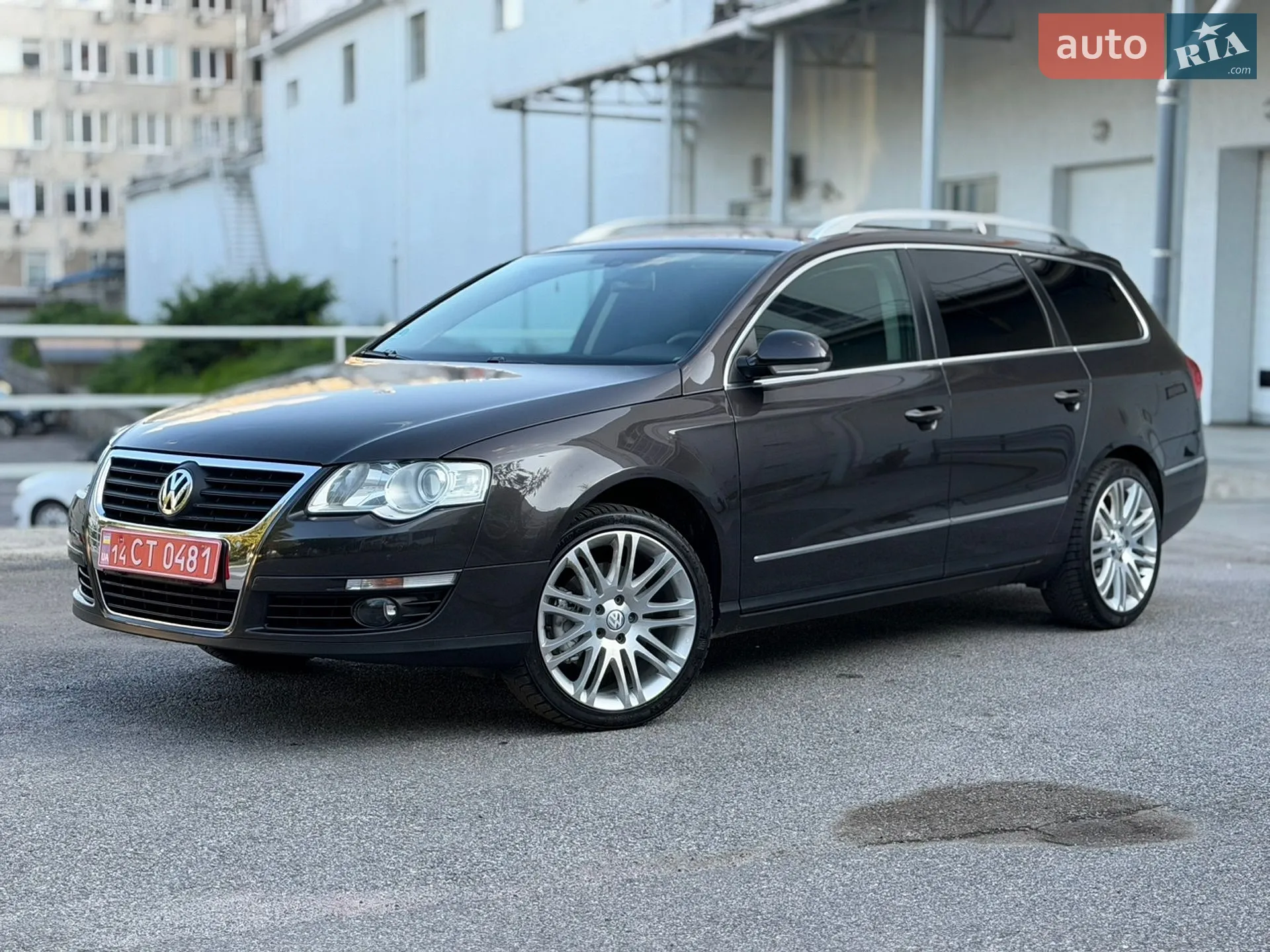 2010 Volkswagen Passat - фото 1