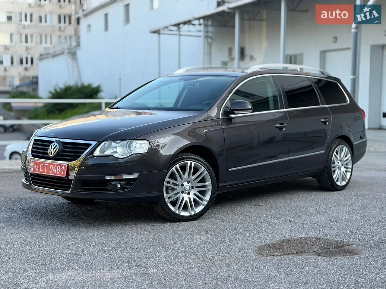 2010 Volkswagen Touran - мініатюра 66
