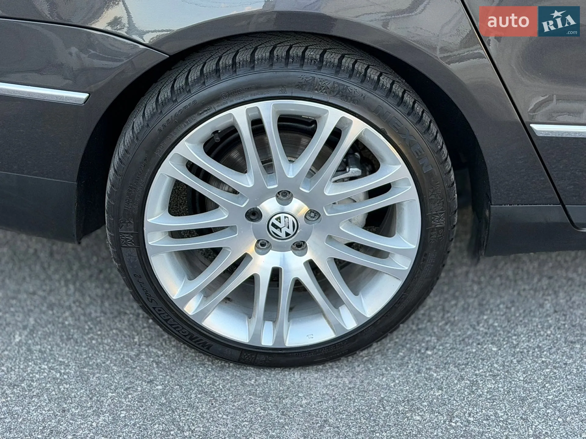 2010 Volkswagen Passat - мініатюра 29