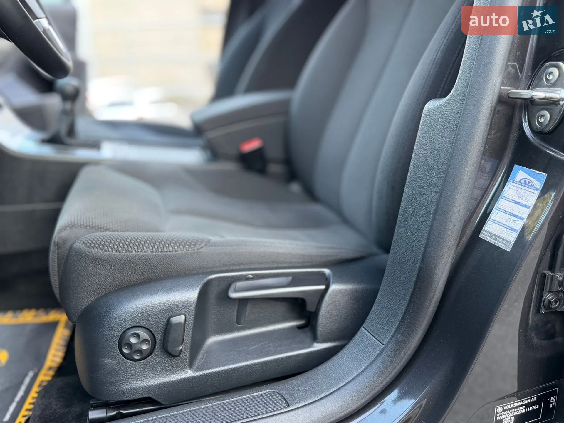 2010 Volkswagen Passat - мініатюра 48