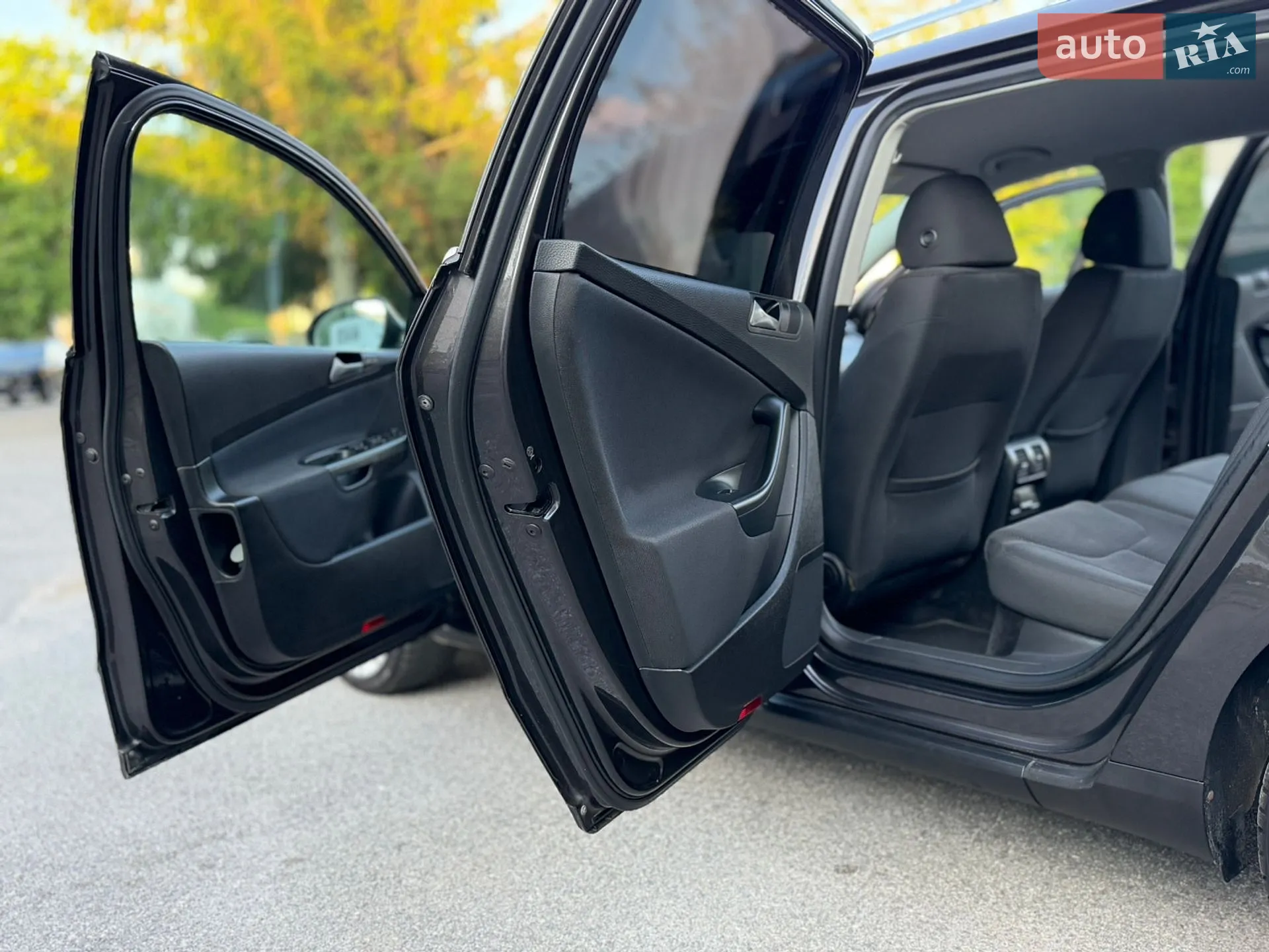 2010 Volkswagen Passat - мініатюра 50