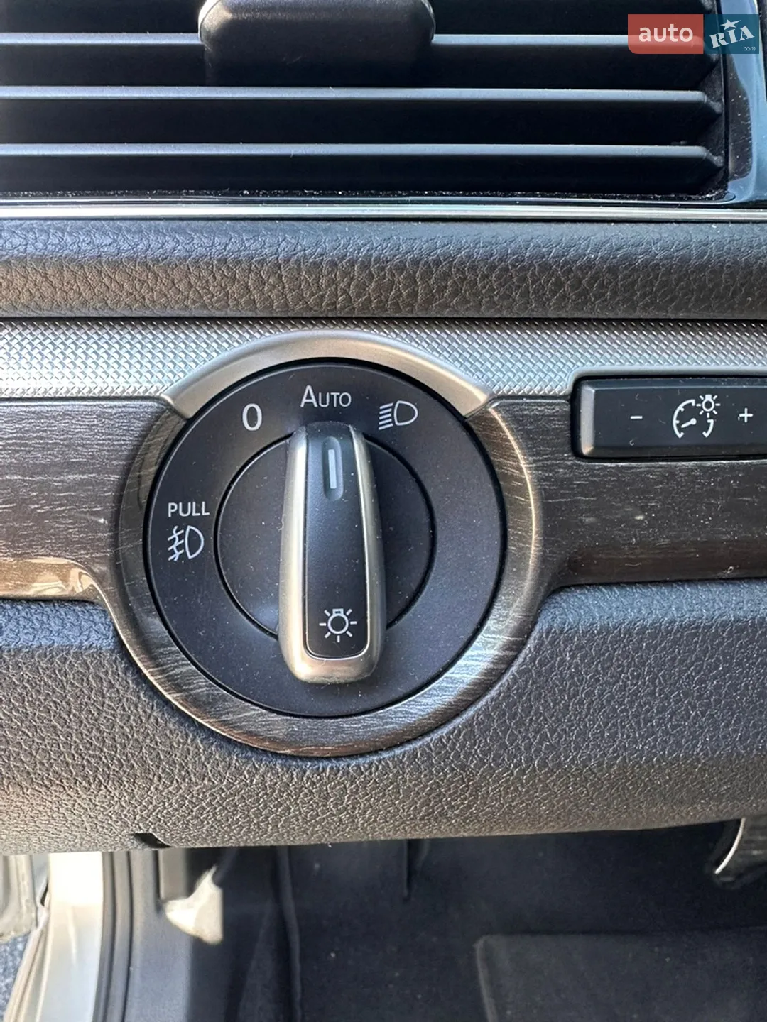 2017 Volkswagen Passat - мініатюра 17