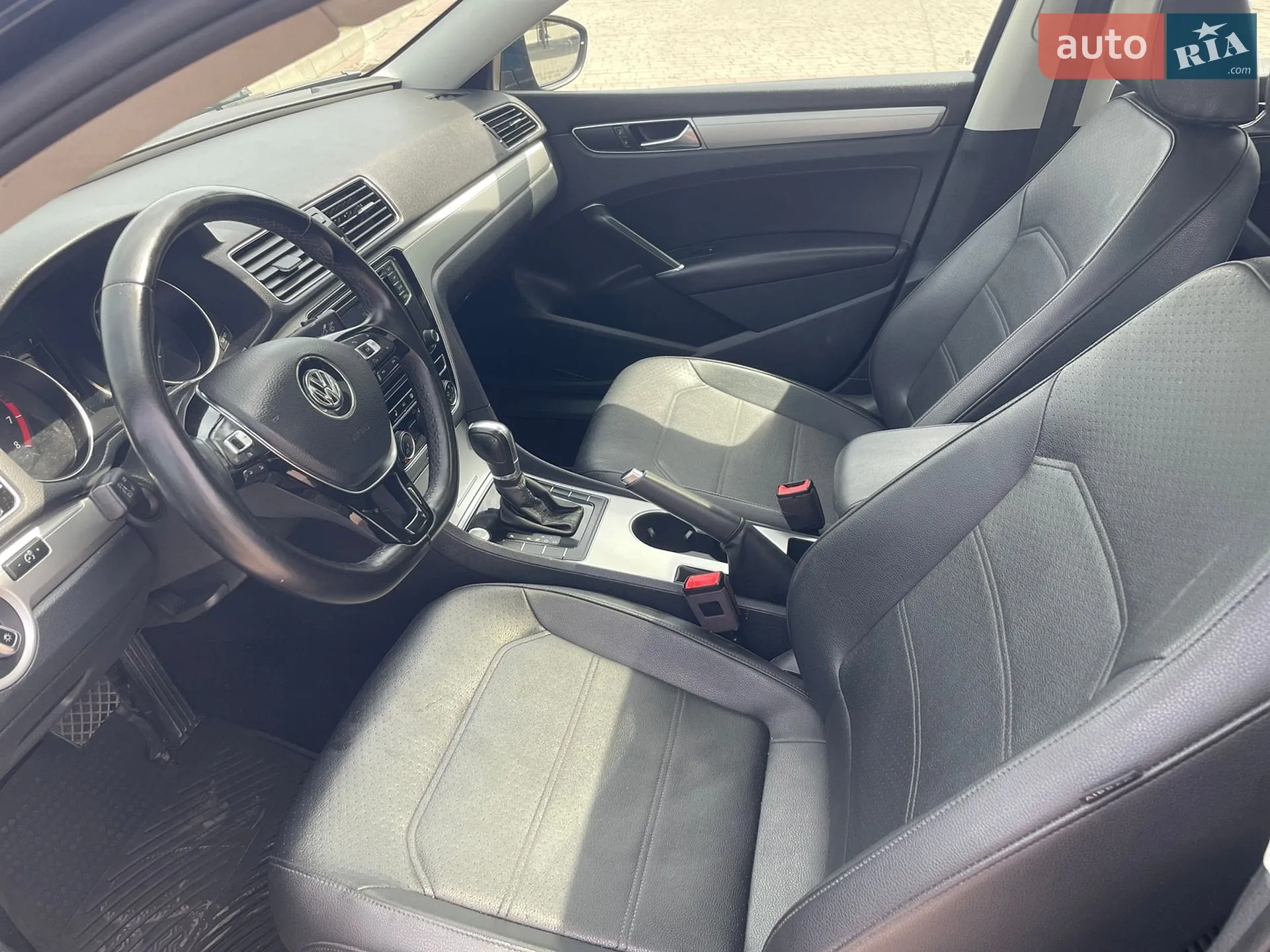 2018 Volkswagen Passat - мініатюра 4