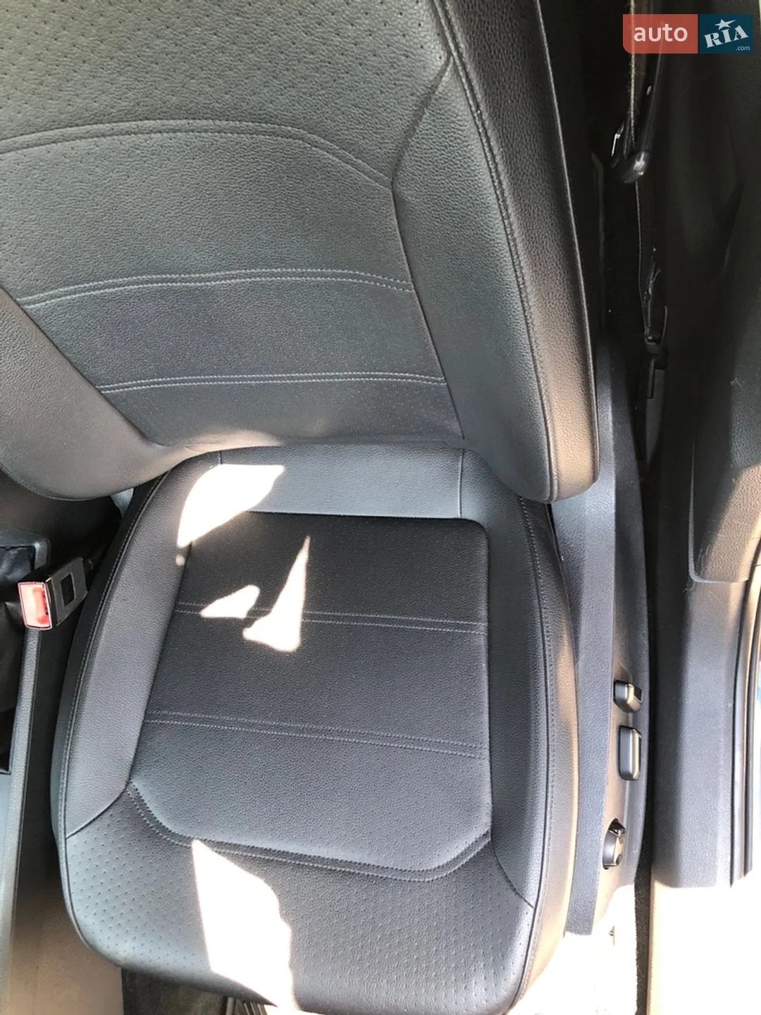 2014 Volkswagen Passat - мініатюра 28