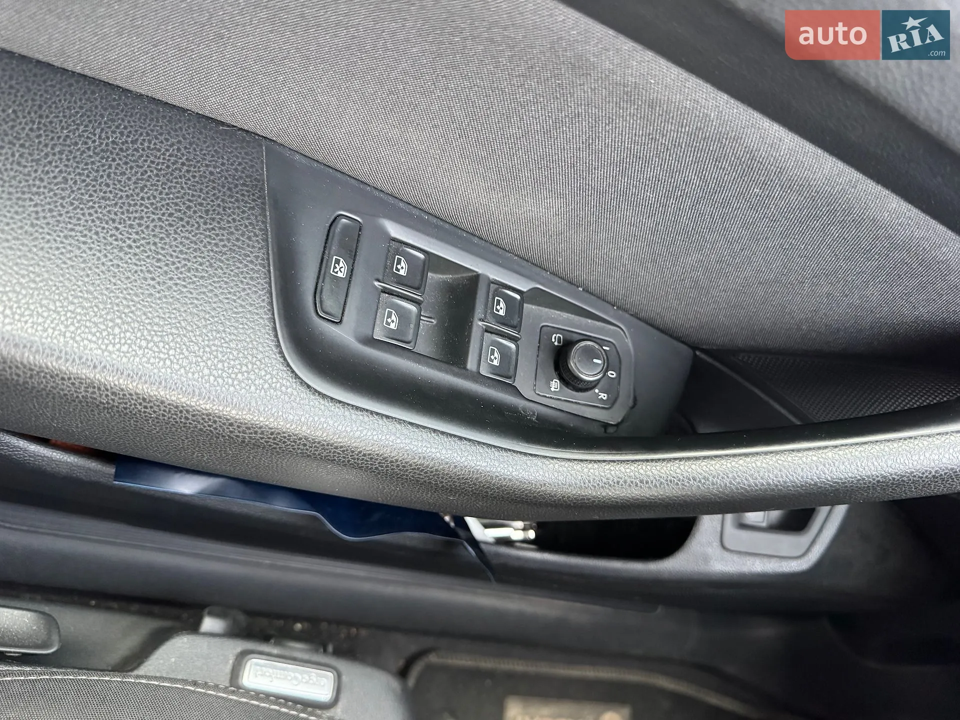 2016 Volkswagen Passat - мініатюра 38