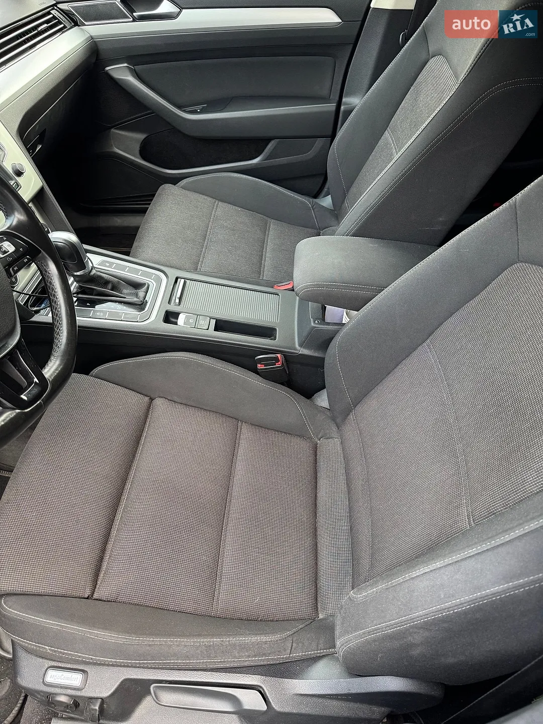 2016 Volkswagen Passat - мініатюра 42