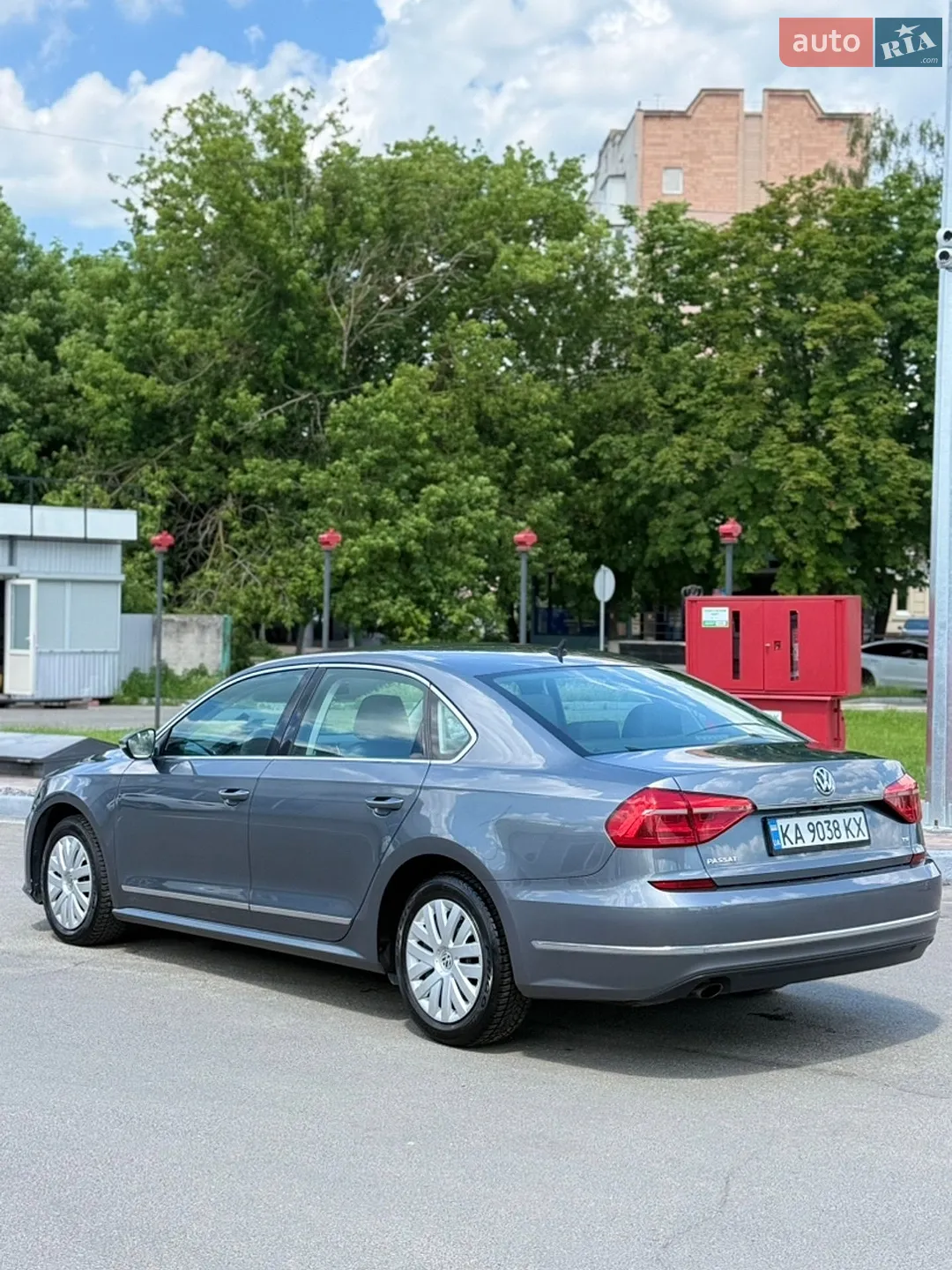 2016 Volkswagen Passat - мініатюра 3