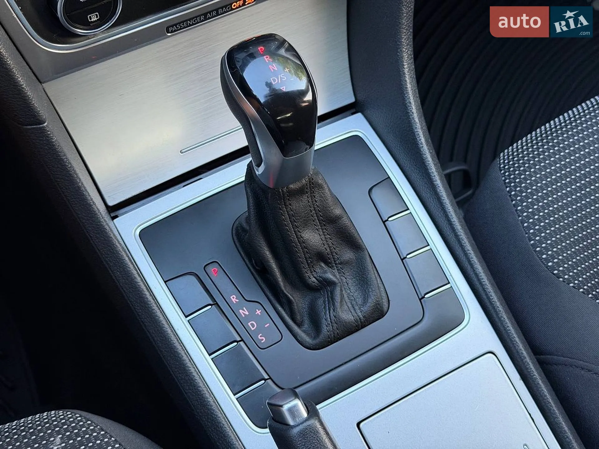 2013 Volkswagen Passat - мініатюра 33