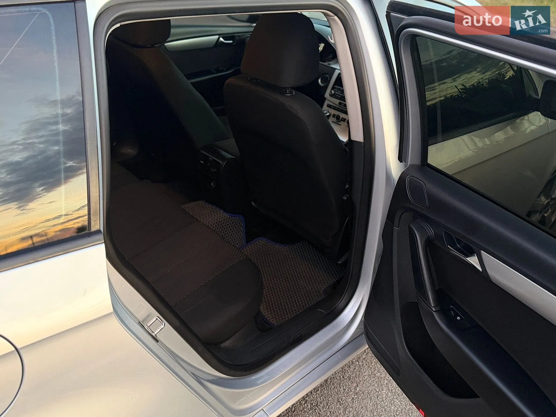 Volkswagen Passat 2012 VIN WVWZZZ3CZDE033119 фото оголошення 18 з 28