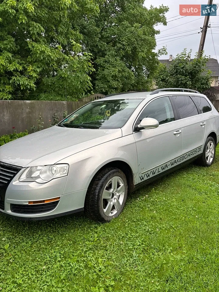 2010 Volkswagen Passat - мініатюра 21