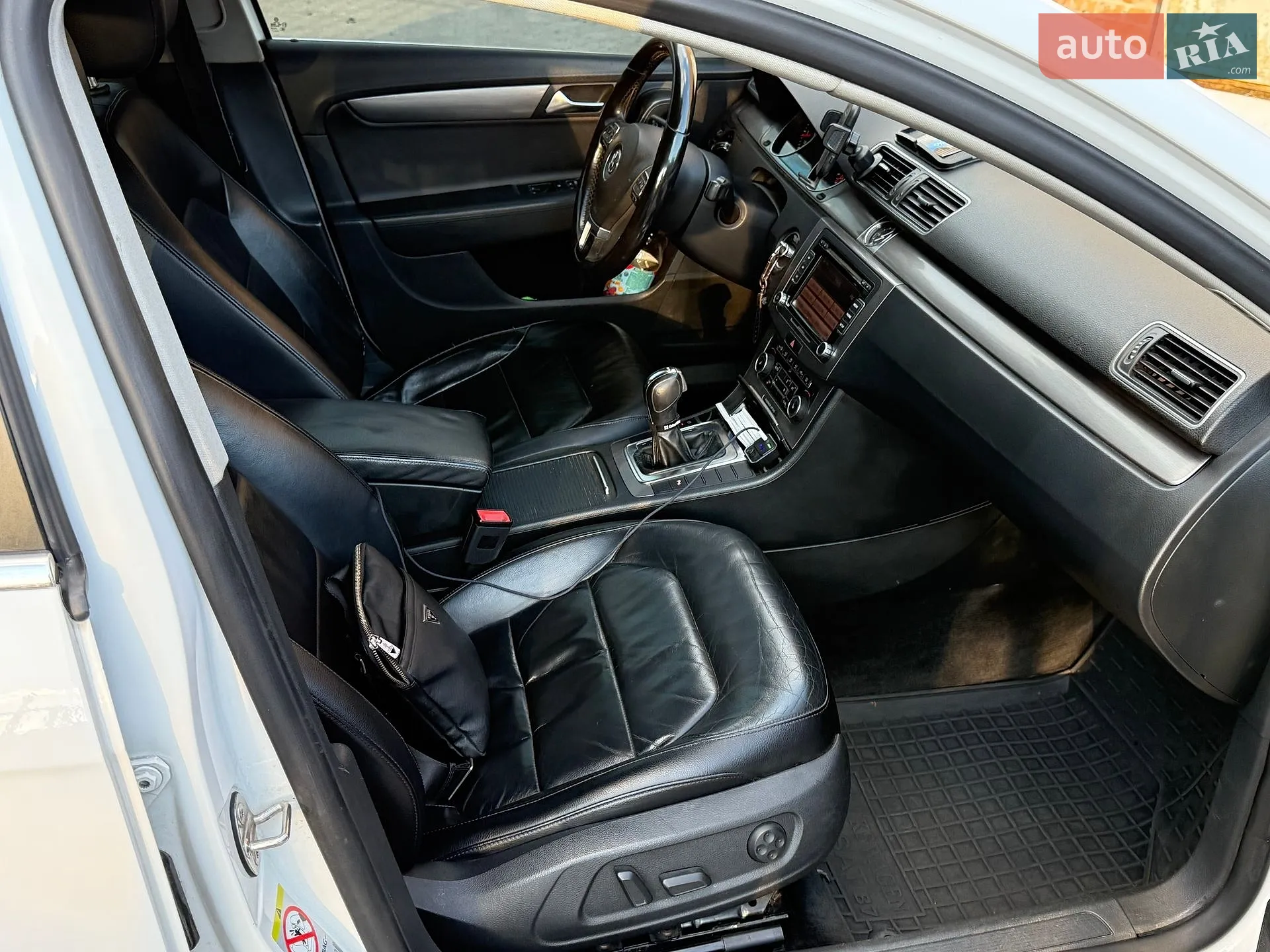 2011 Volkswagen Passat - мініатюра 12