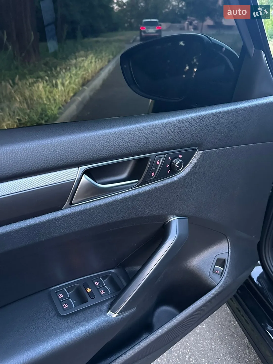 2016 Volkswagen Passat - мініатюра 8