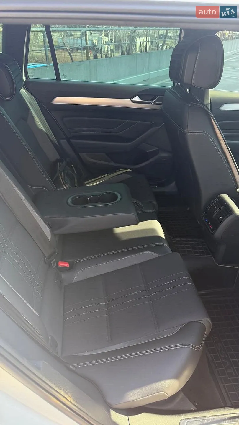 2021 Volkswagen Passat - мініатюра 13