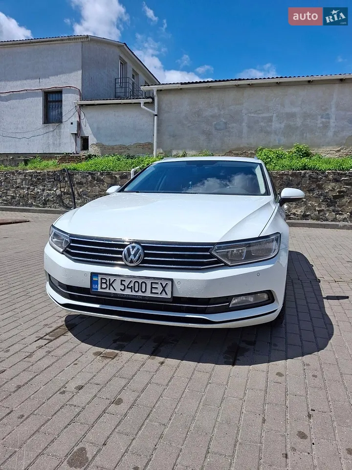 2017 Volkswagen Passat - мініатюра 19