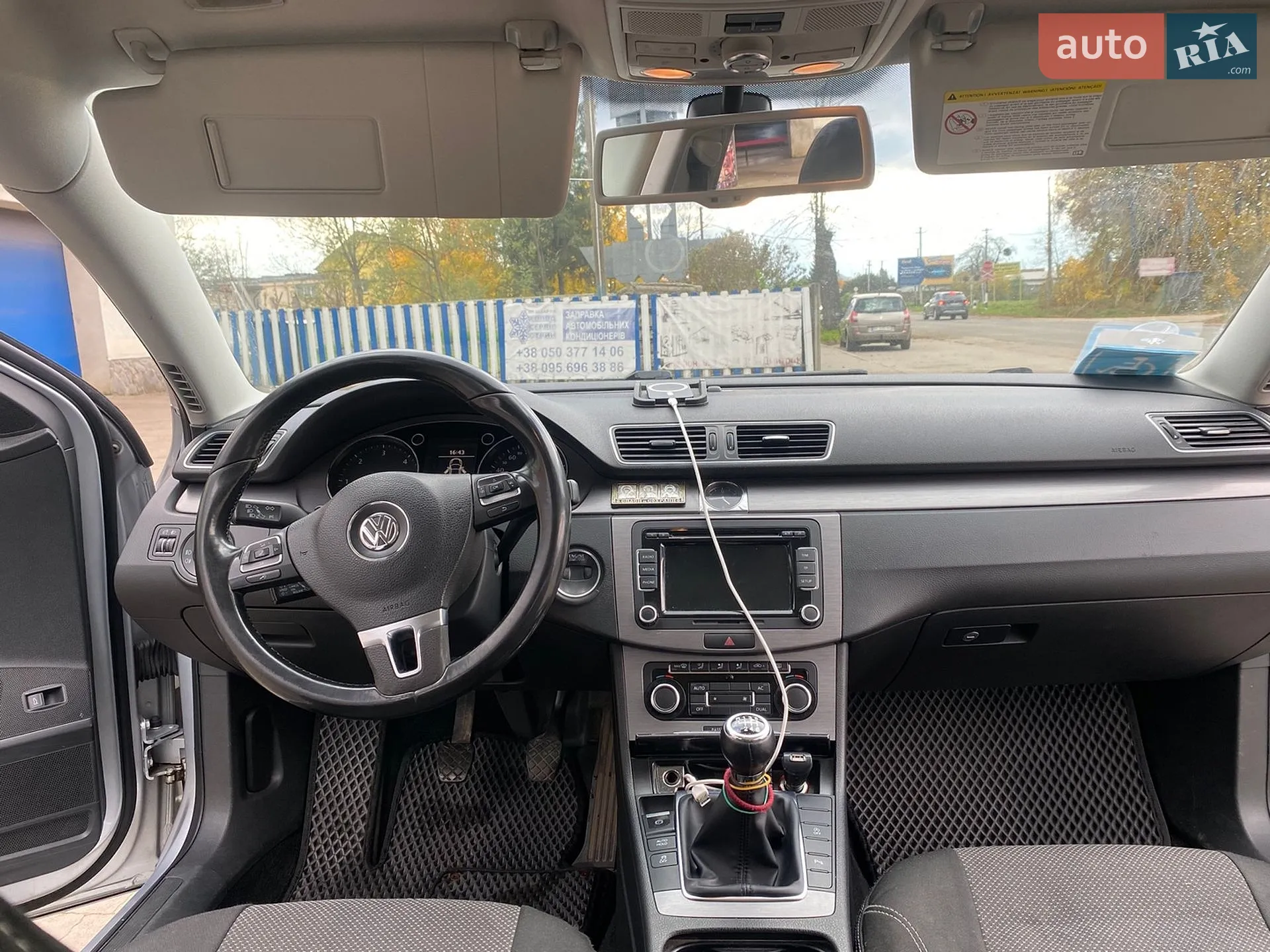 2011 Volkswagen Passat - мініатюра 11