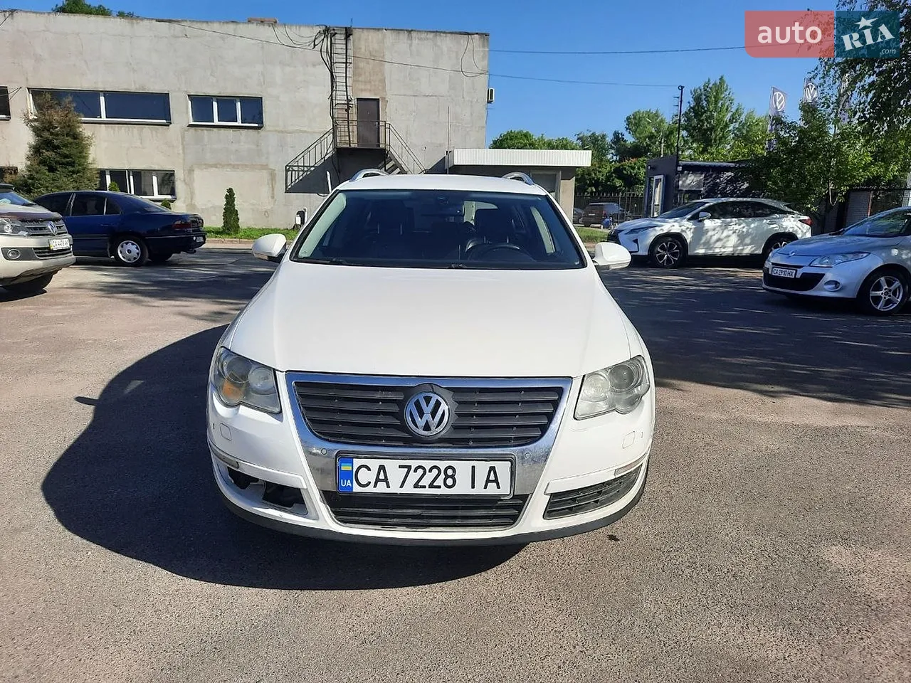2010 Volkswagen Passat - мініатюра 17