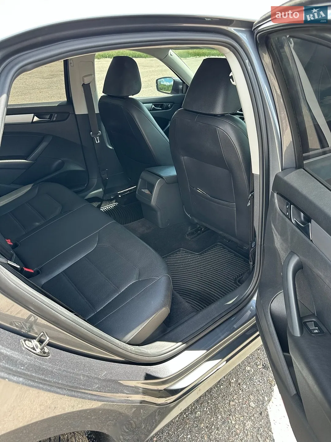 2013 Volkswagen Passat - мініатюра 21