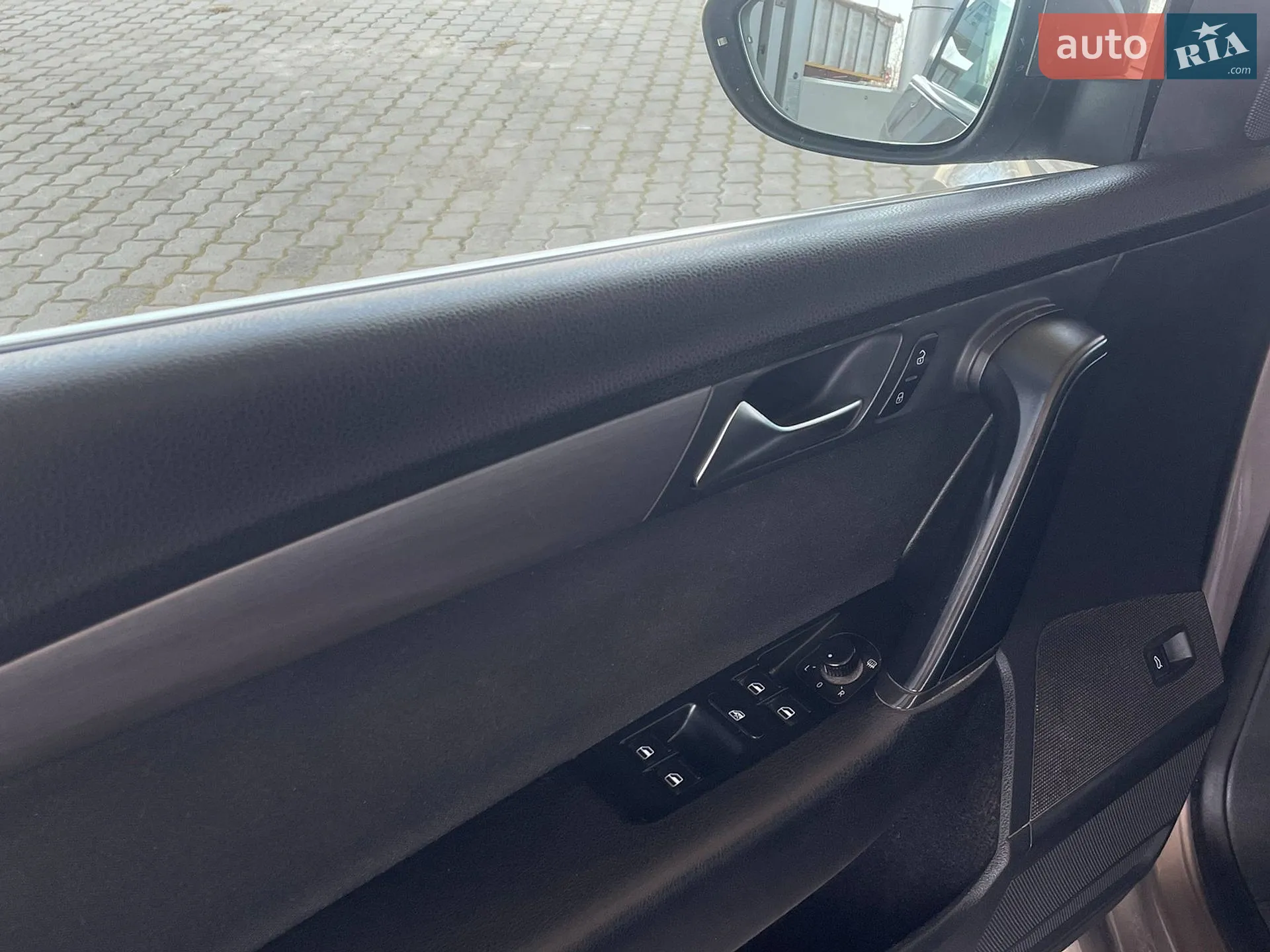 2011 Volkswagen Passat - мініатюра 10