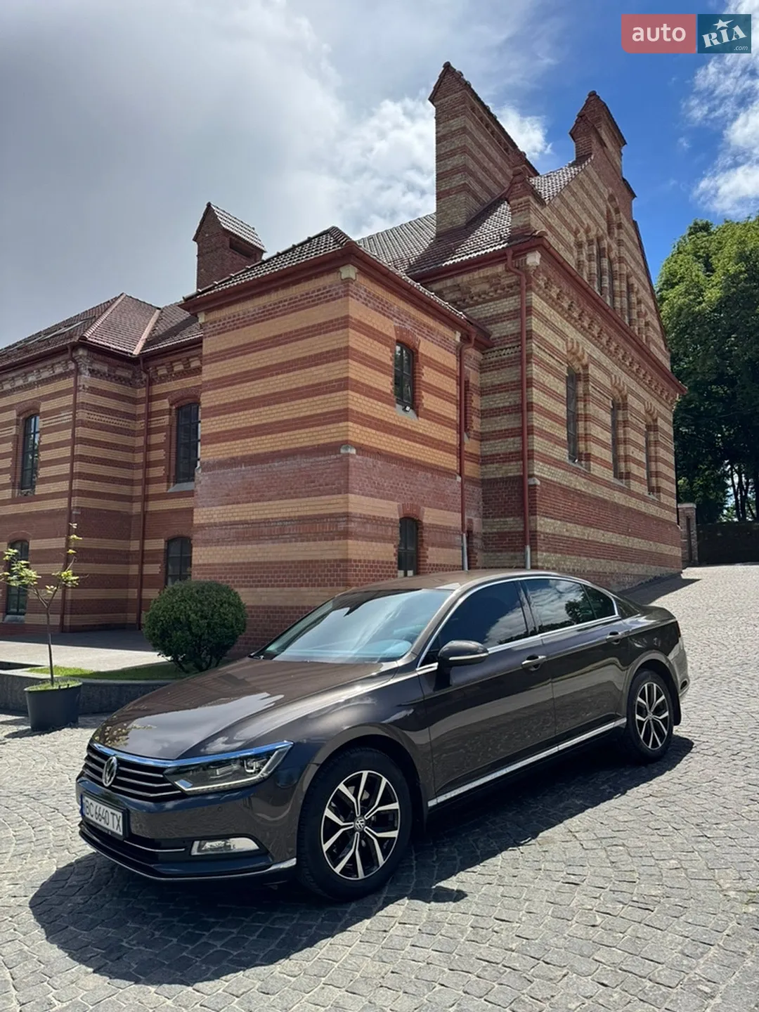 2017 Volkswagen Passat - мініатюра 2