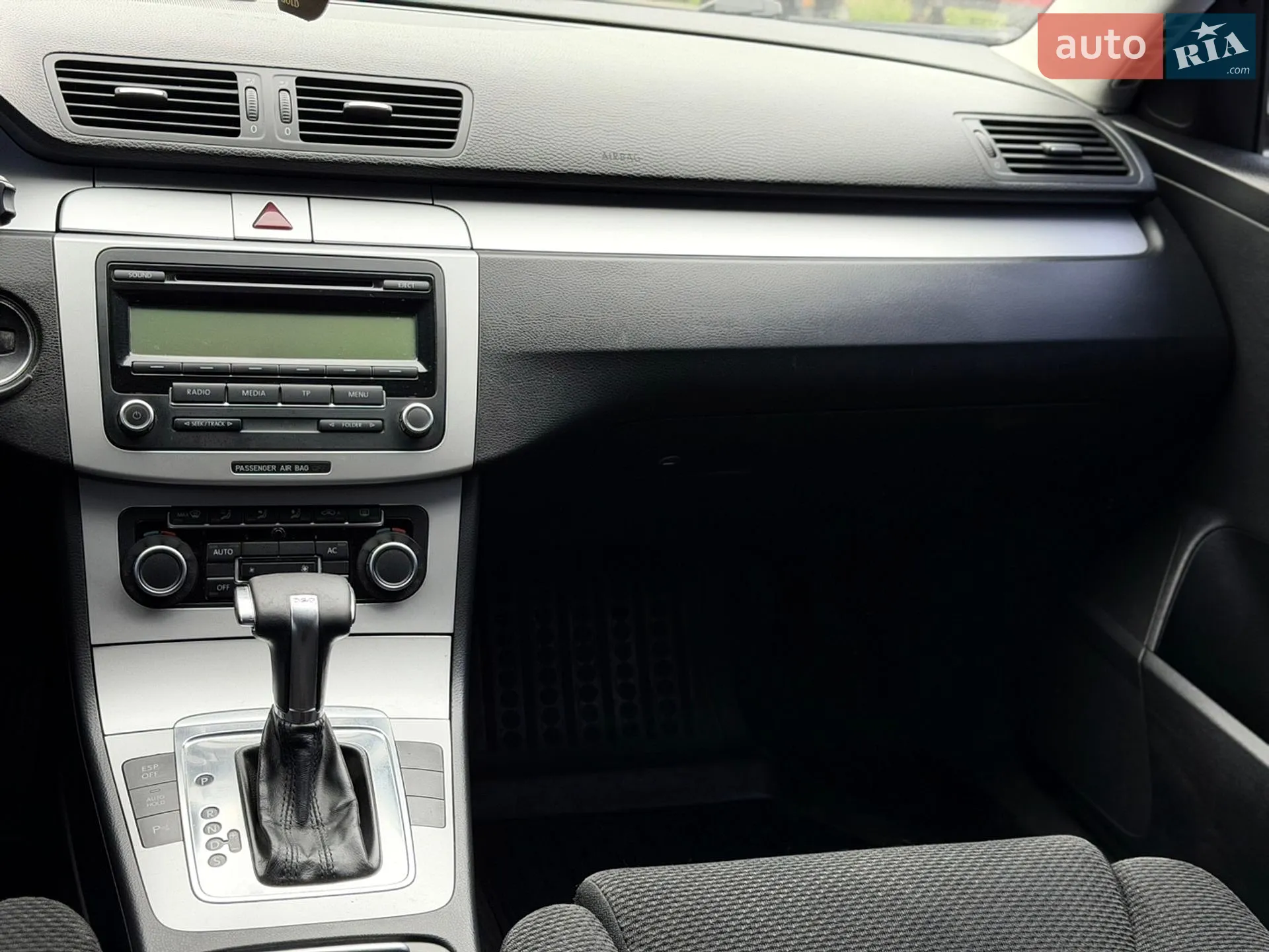 2010 Volkswagen Passat - мініатюра 51