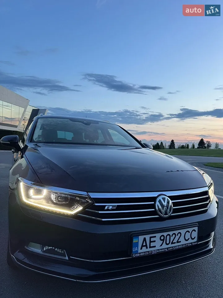 2017 Volkswagen Passat - мініатюра 8