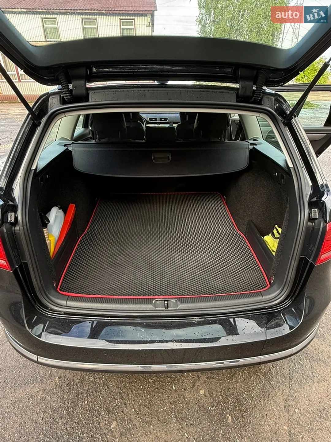 2011 Volkswagen Passat - мініатюра 9