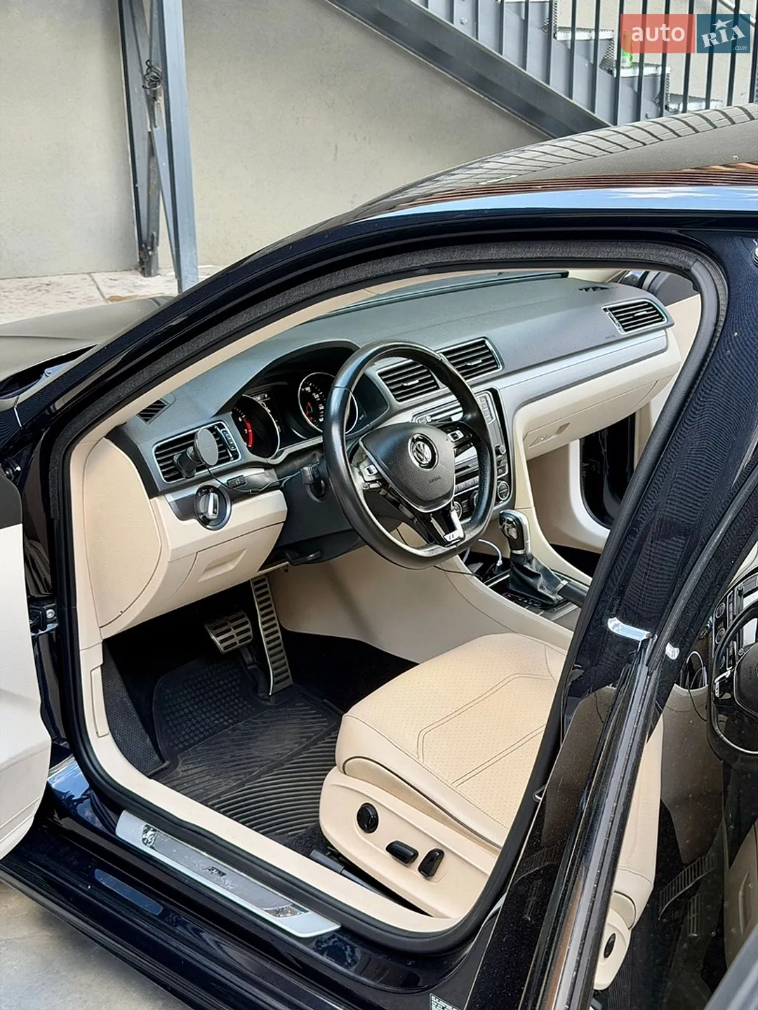 2017 Volkswagen Passat - мініатюра 7